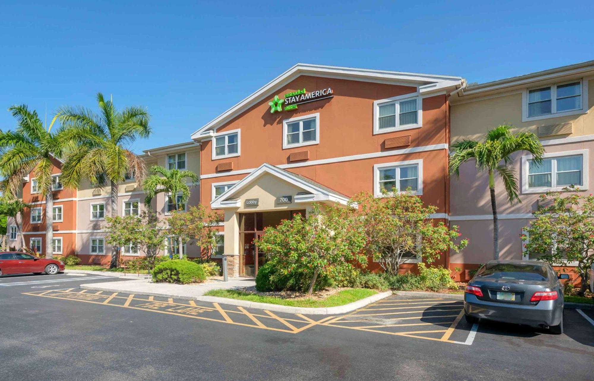 Extended Stay America Suites - West Palm Beach - Northpoint Corporate Park Exterior photo