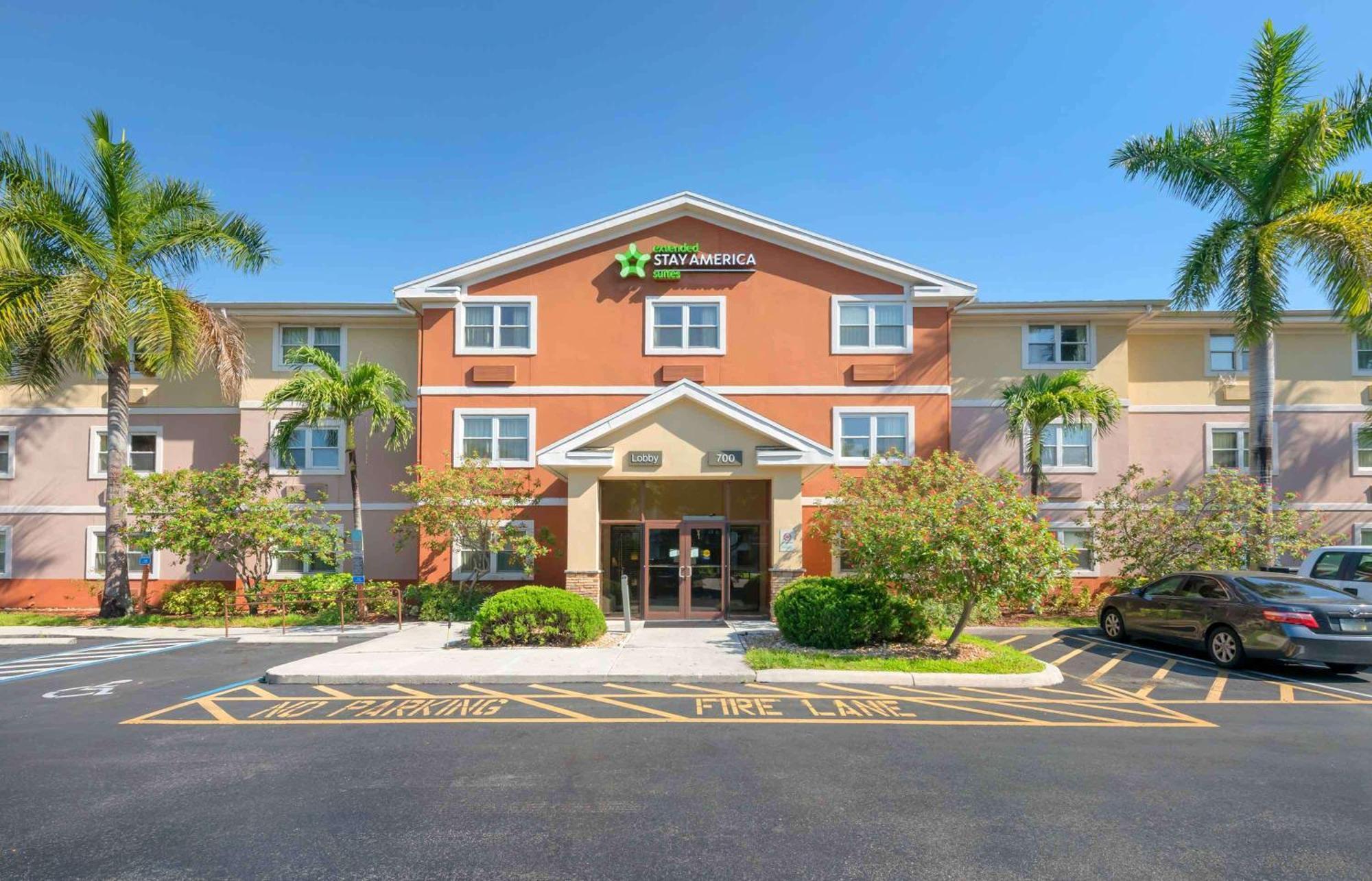 Extended Stay America Suites - West Palm Beach - Northpoint Corporate Park Exterior photo